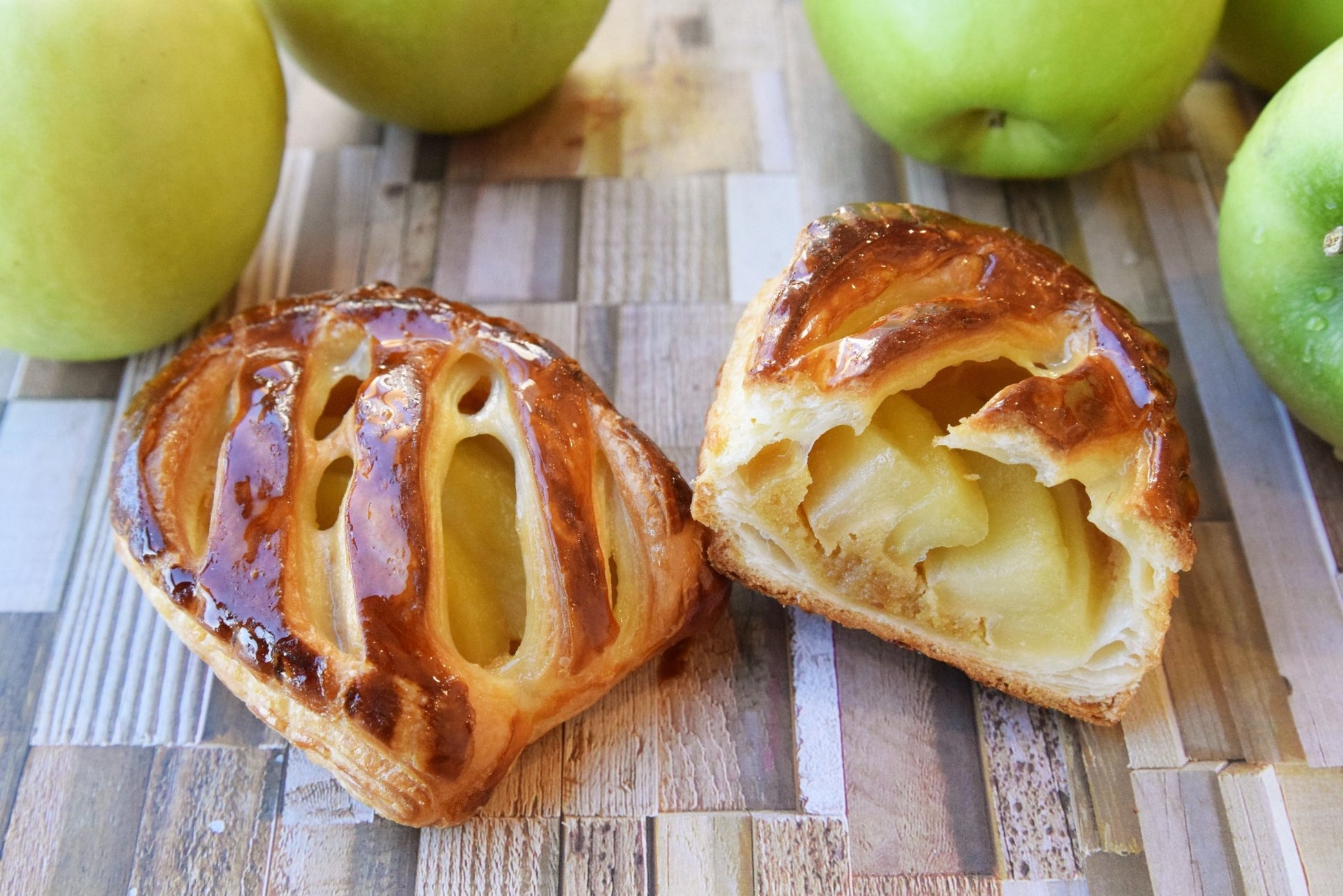 【冷凍】アップルパイリレー2022　第8弾　グラニースミスのアップルパイ5個入り - 浅野屋オンラインショップ